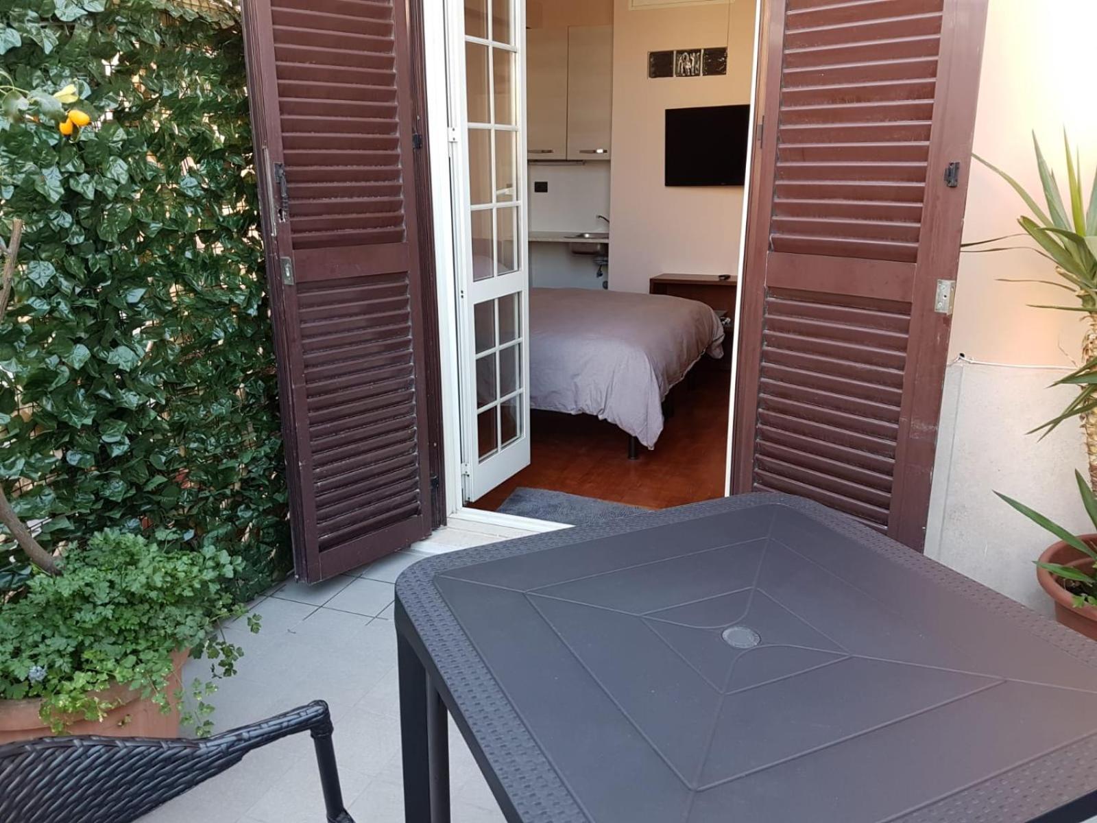 Chiara Rooms Rome Exterior photo